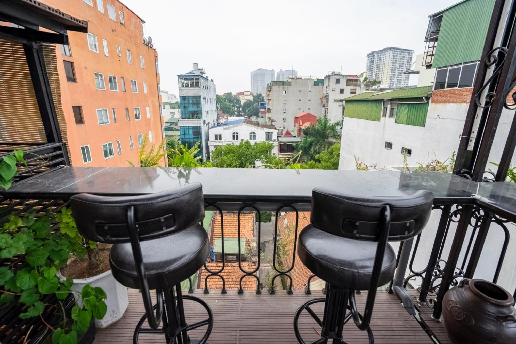 Hanoi Ben'S Apartment And Hotel - Pub 2 Bagian luar foto