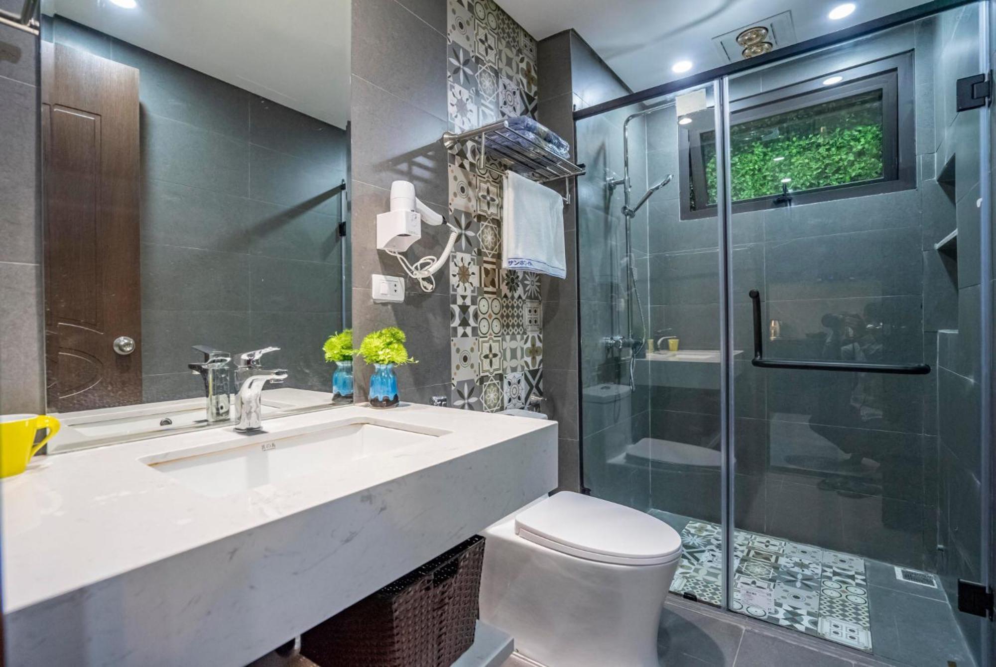 Hanoi Ben'S Apartment And Hotel - Pub 2 Bagian luar foto